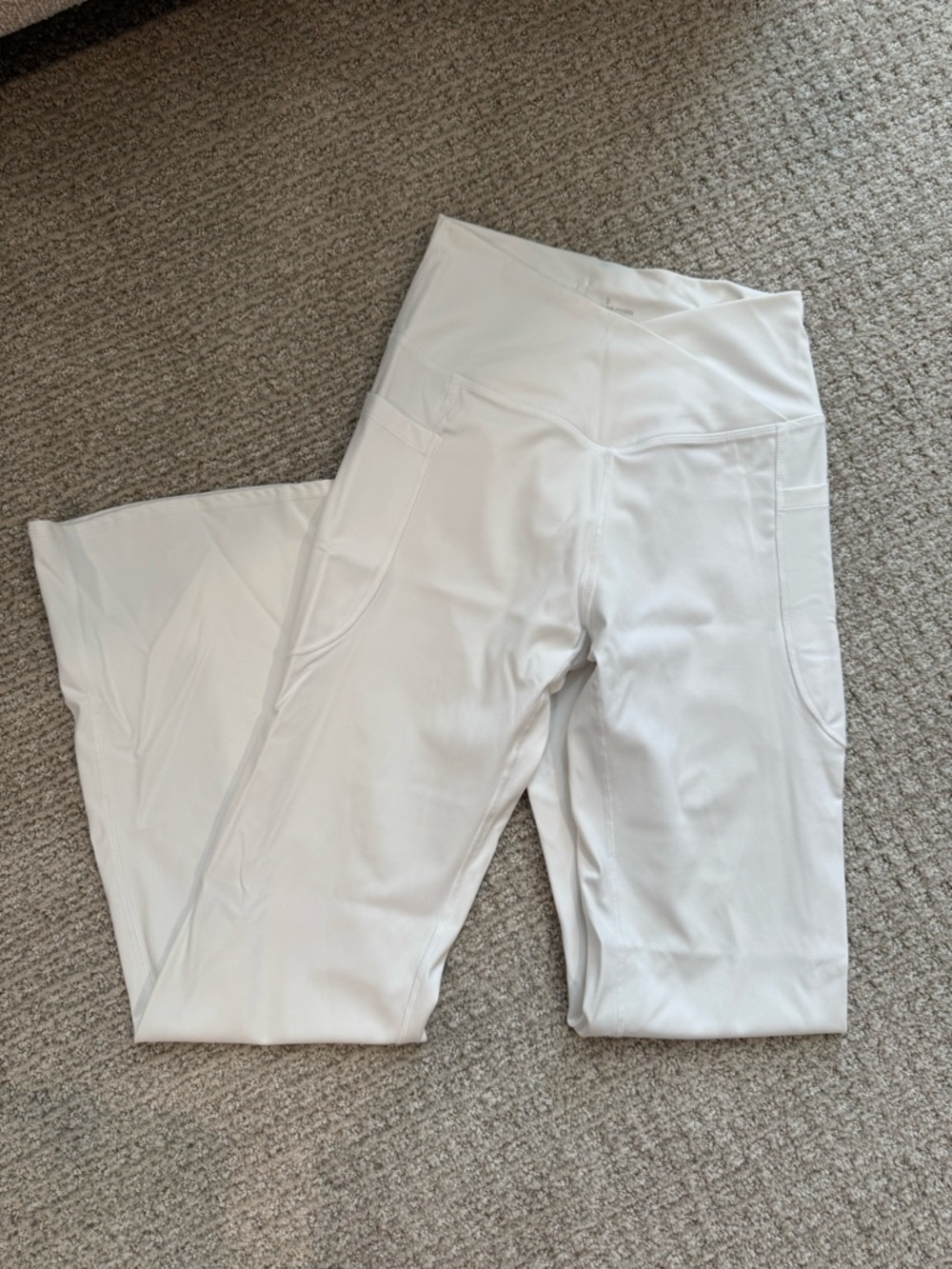 White High-Waist Pocket Flare athletic pants